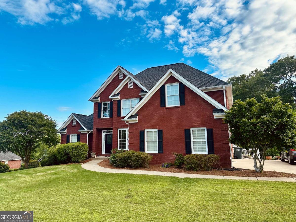 206 Wexford DR NE