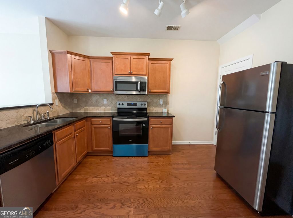 Photo of 3802 Greenwich Avenue, Duluth, GA 30096 (MLS # 10690764)