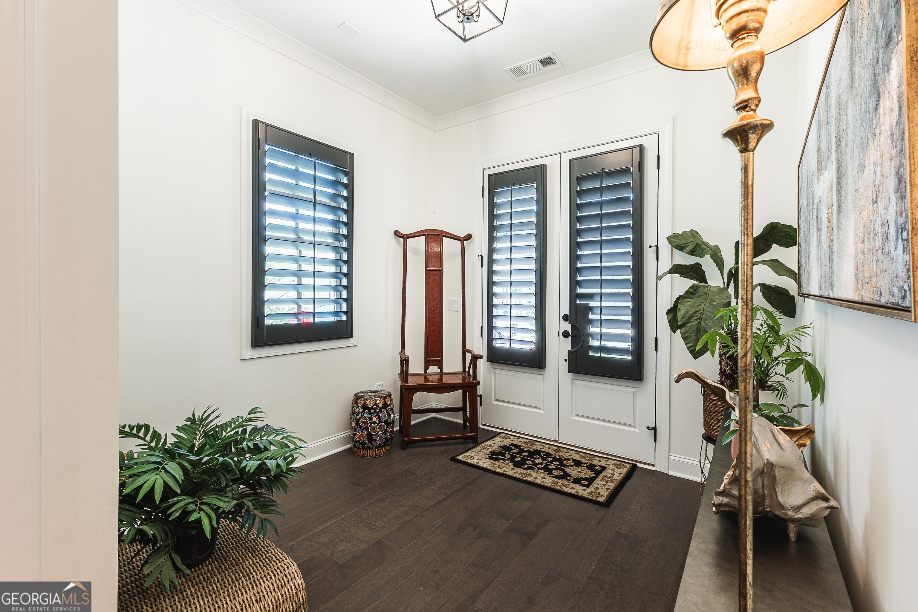 1255 Lakeside Overlook