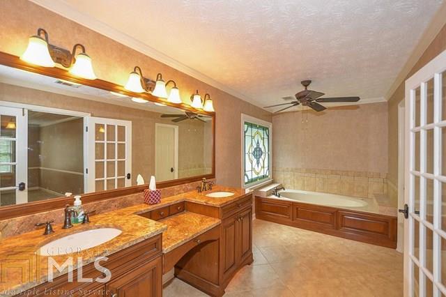 Royal Oaks - Residential