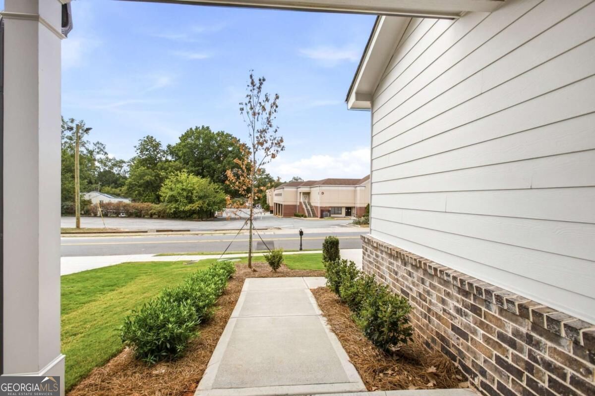35 Aviation RD SE