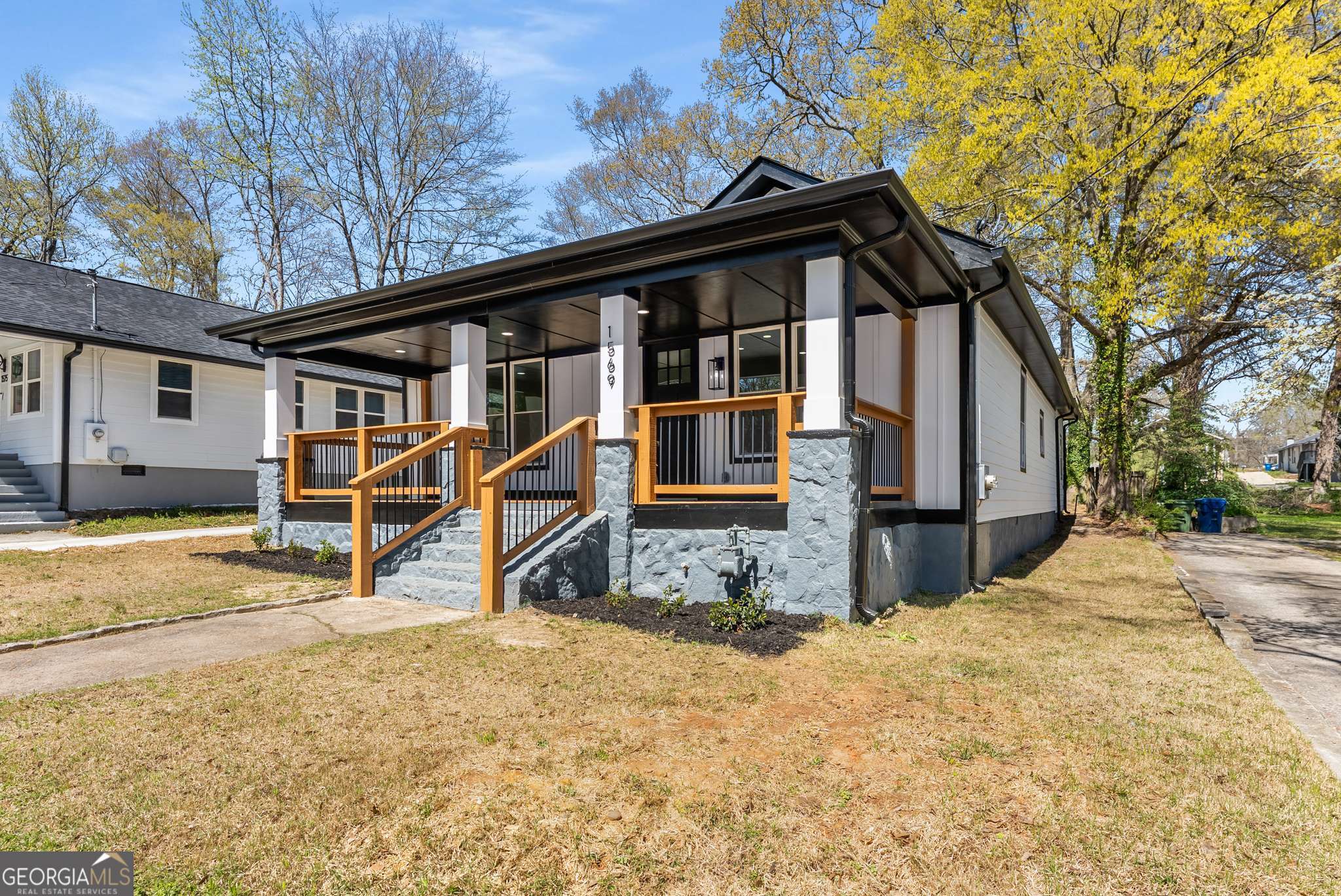 1569 Montreat AVE SW