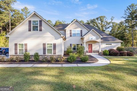 Photo of 120 Bexton Road, Moreland, GA 30259 (MLS # 10671534)