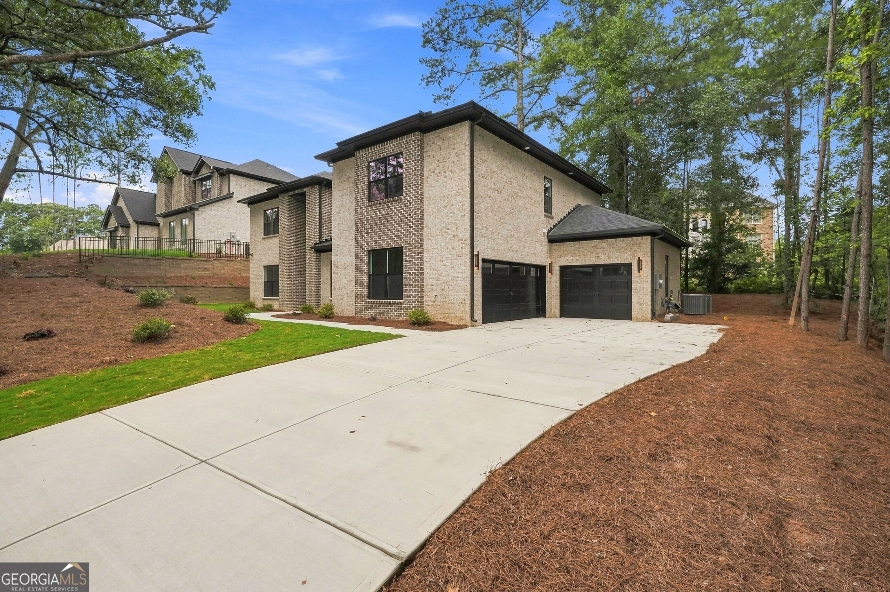 922 Artistry WAY