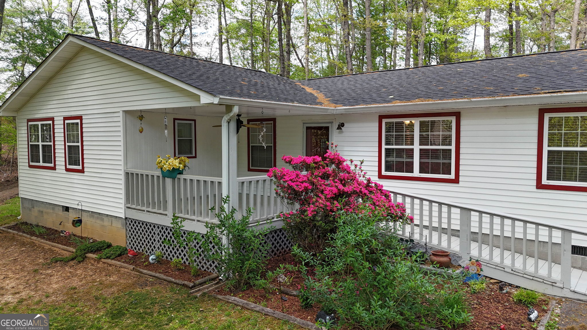 104 Country Corners RD