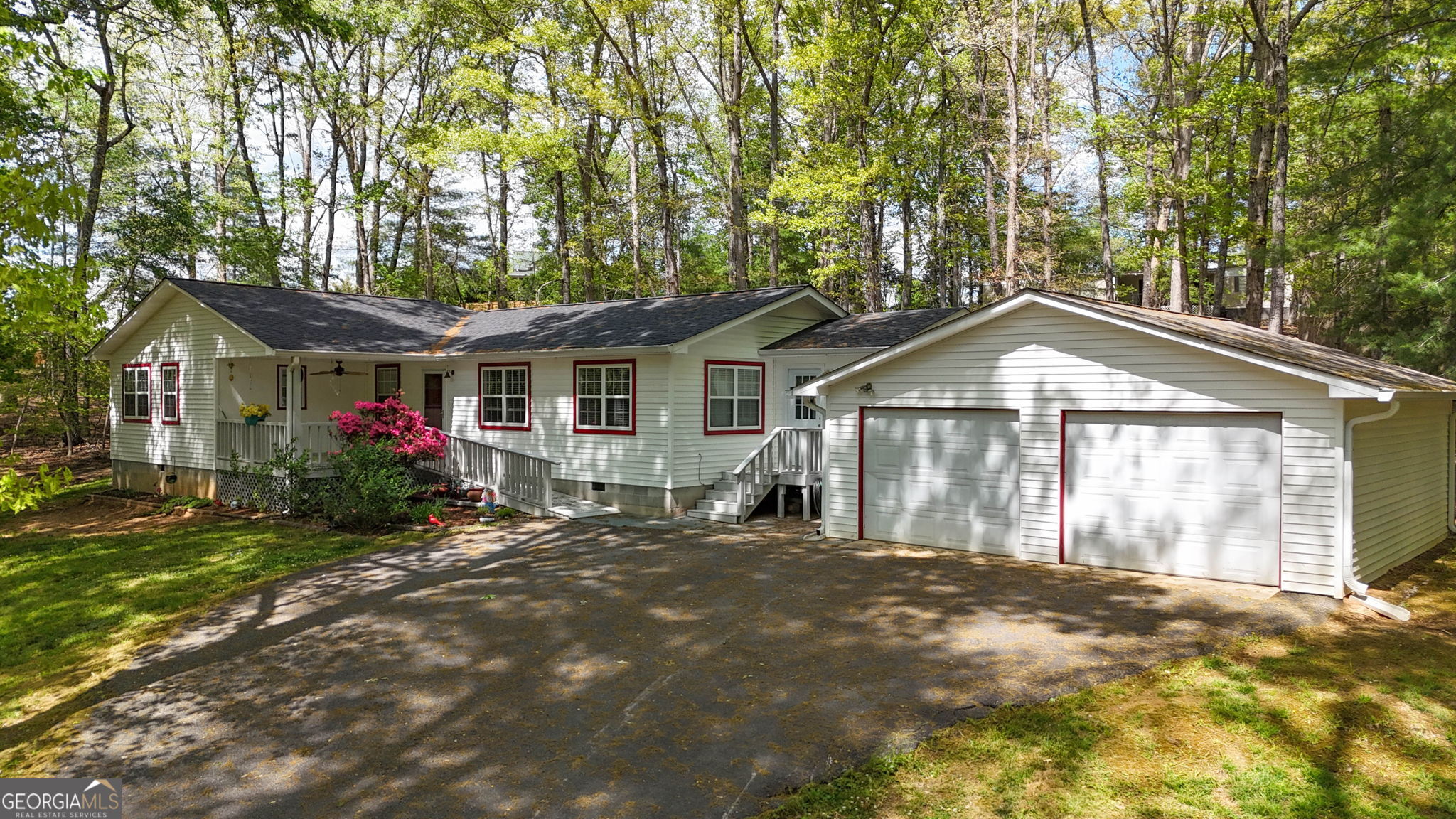 104 Country Corners RD