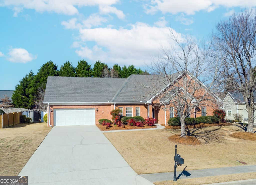 Photo of 1475 Juniper Springs Trail, Loganville, GA 30052 (MLS # 10675352)
