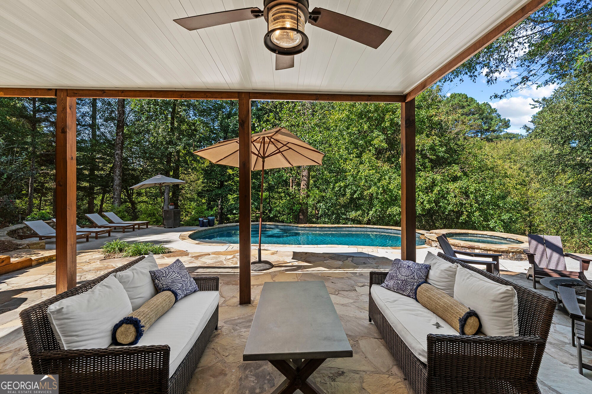 402 Greyfield DR