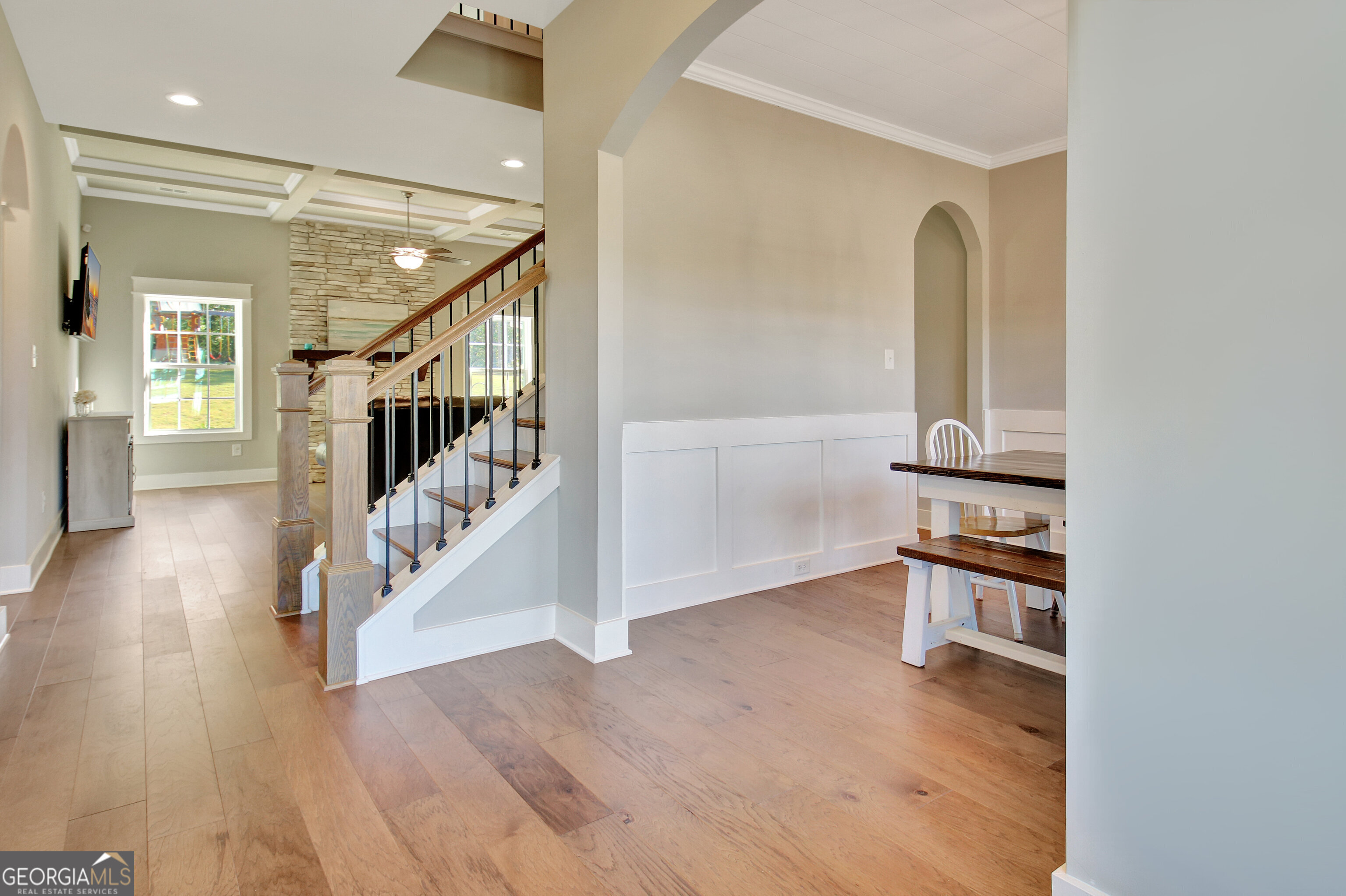 Senoia, Georgia 30276, United States, 5 Bedrooms Bedrooms, ,3 BathroomsBathrooms,Residential,Pending,26890