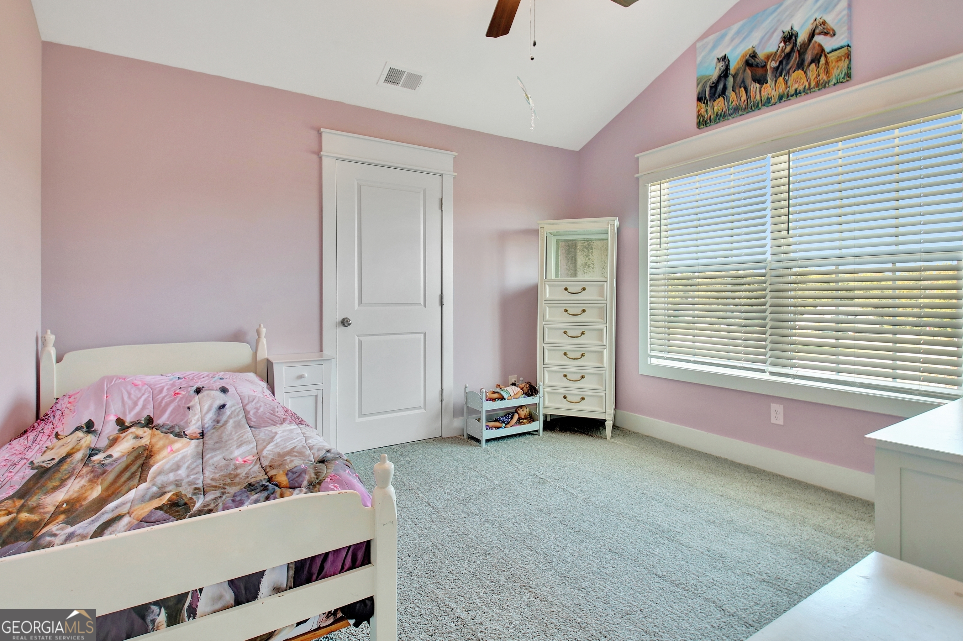 Senoia, Georgia 30276, United States, 5 Bedrooms Bedrooms, ,3 BathroomsBathrooms,Residential,Pending,26890