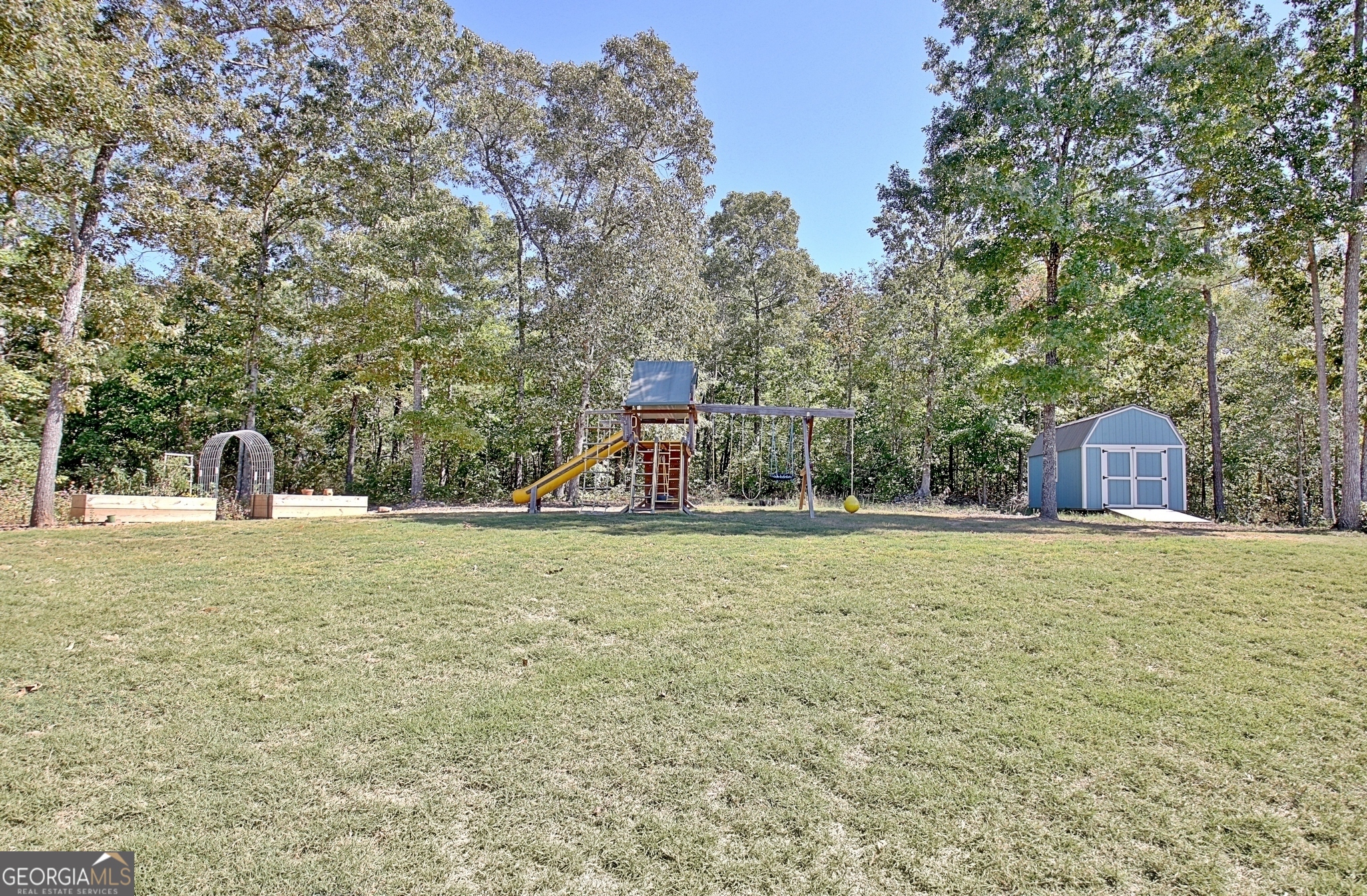 Senoia, Georgia 30276, United States, 5 Bedrooms Bedrooms, ,3 BathroomsBathrooms,Residential,Pending,26890