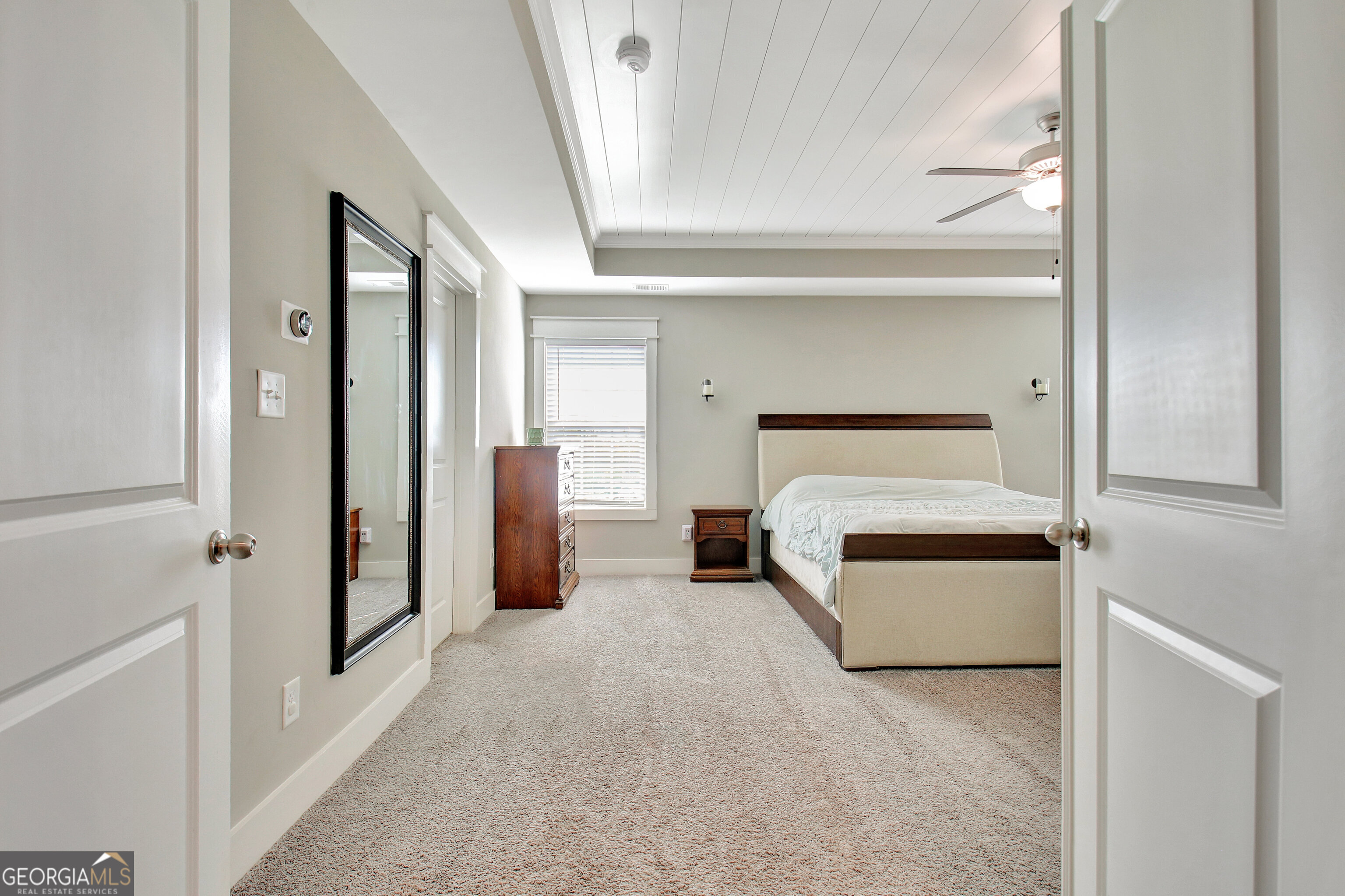 Senoia, Georgia 30276, United States, 5 Bedrooms Bedrooms, ,3 BathroomsBathrooms,Residential,Pending,26890