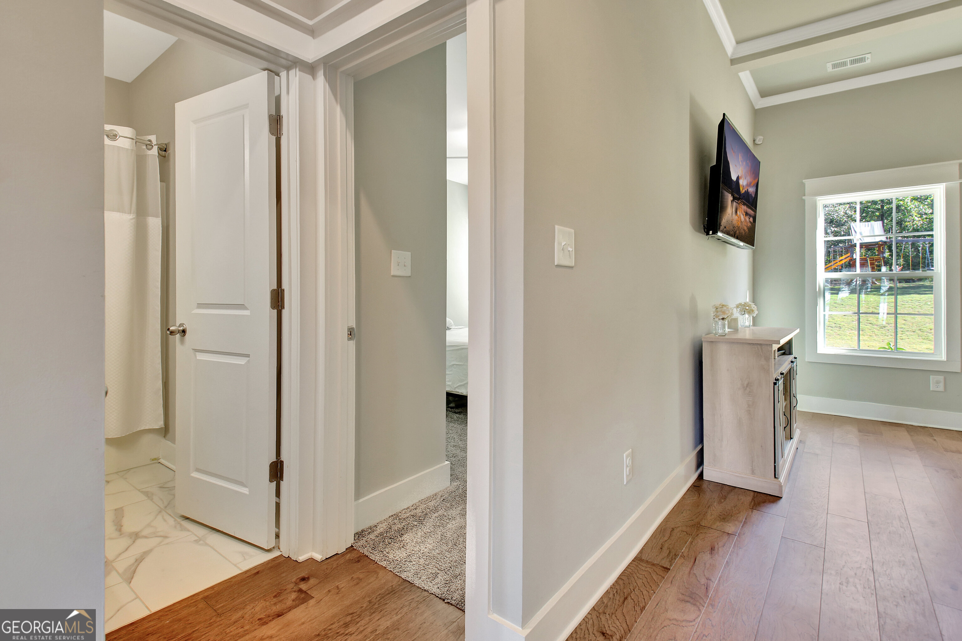 Senoia, Georgia 30276, United States, 5 Bedrooms Bedrooms, ,3 BathroomsBathrooms,Residential,Pending,26890