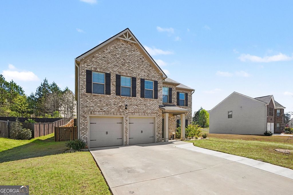 Photo of 424 Toronto Circle, Hampton, GA 30228 (MLS # 10758365)