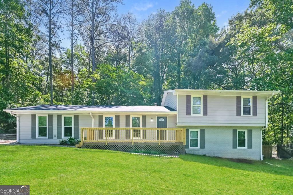 Photo of 2545 King George Court NE, Conyers, GA 30012 (MLS # 10767897)