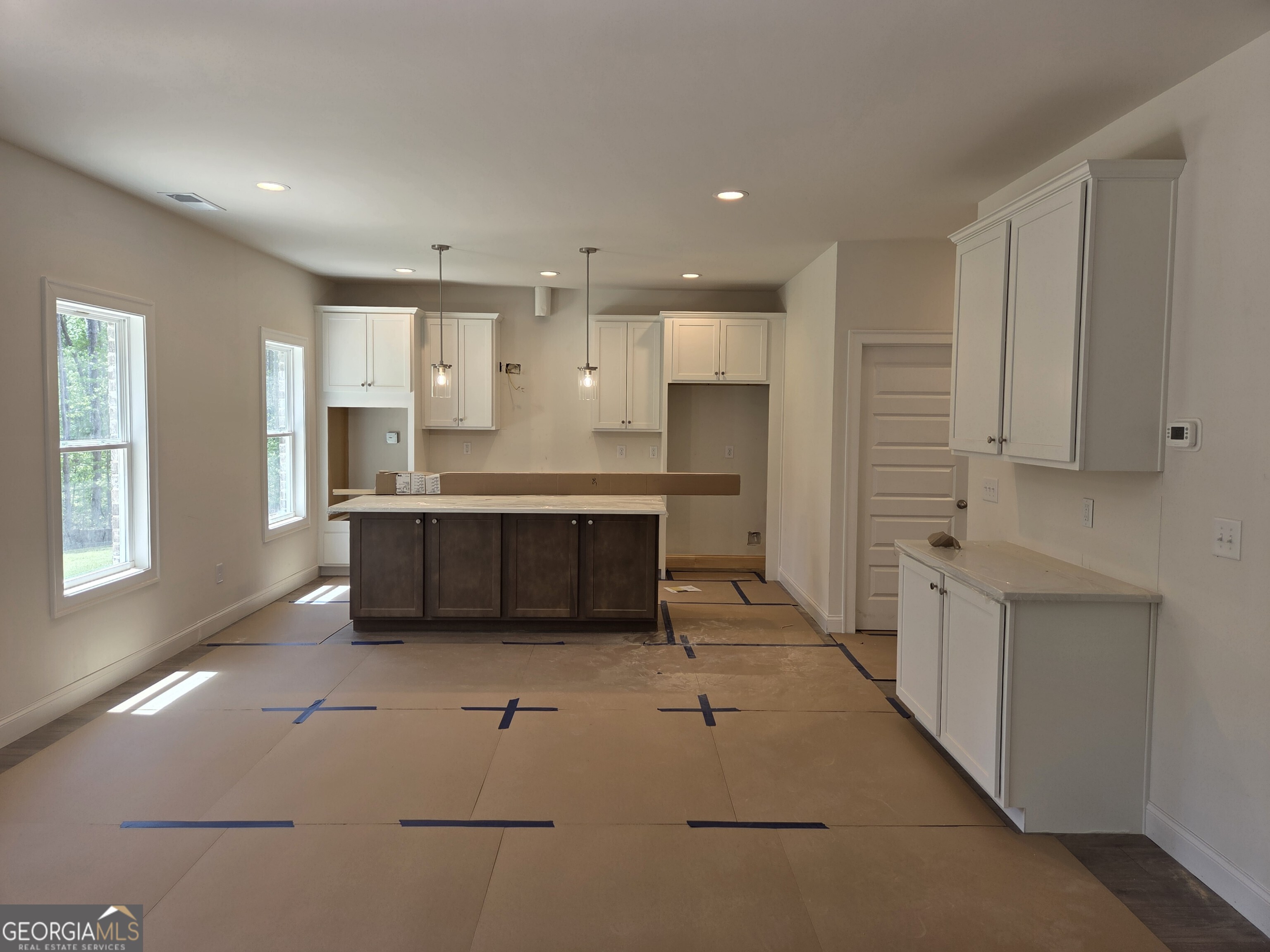 105 Southview DR