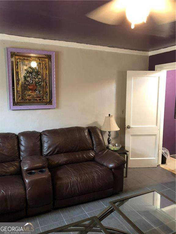 570 Thurmond ST NW