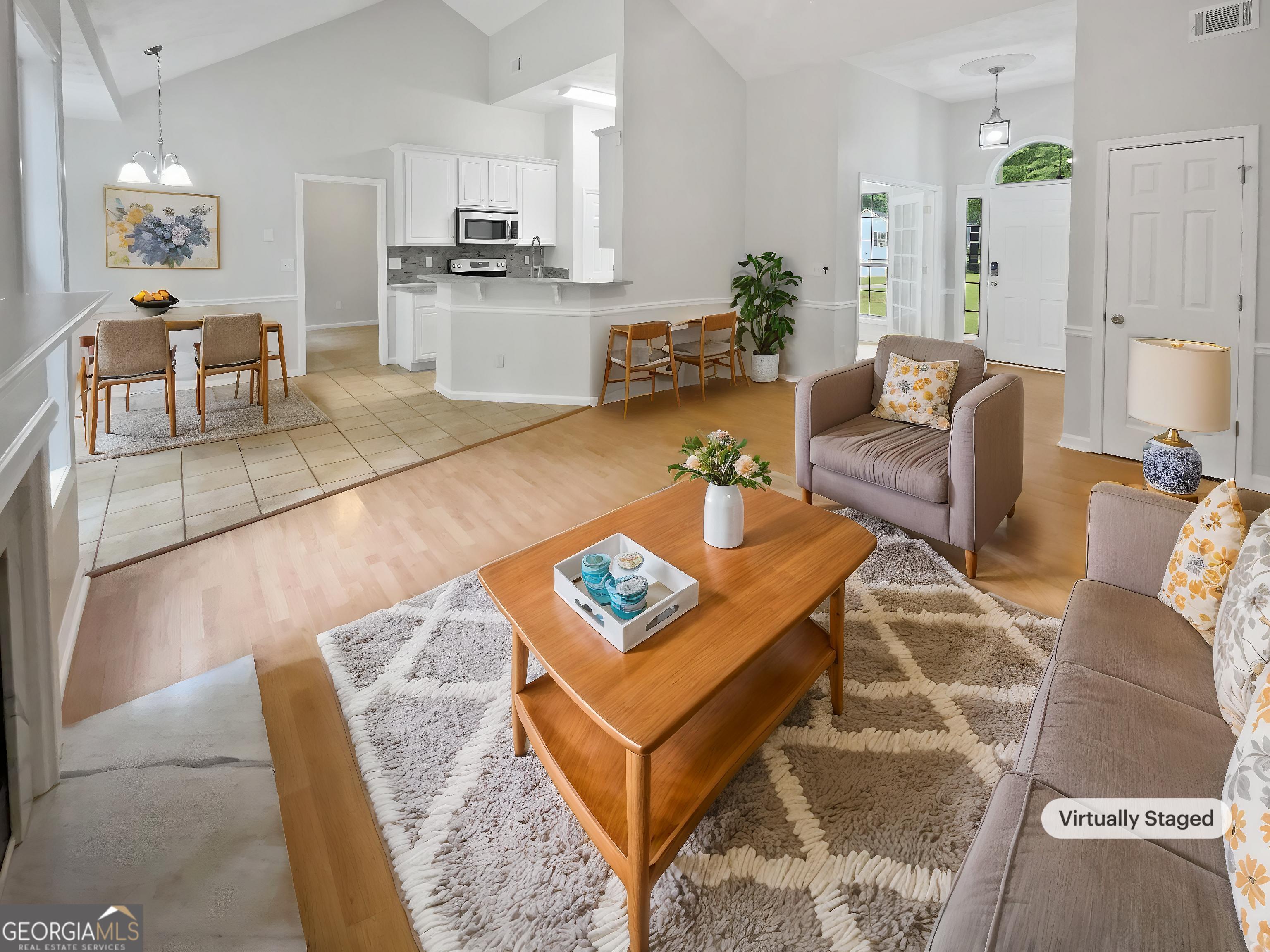 156 Regency DR