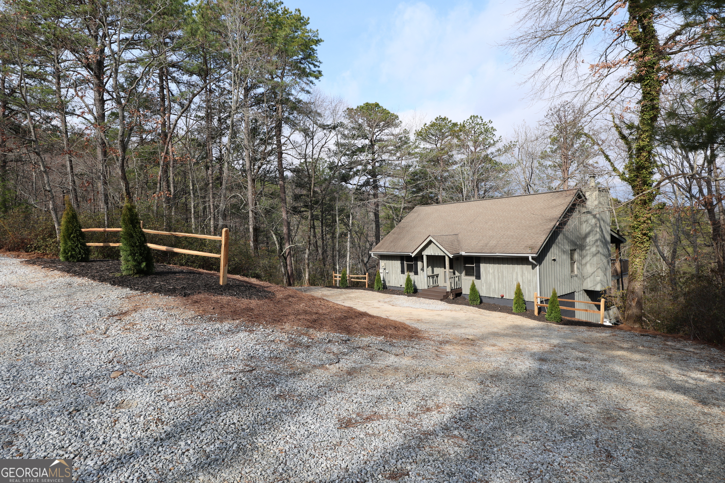 505 Long Mountain DR