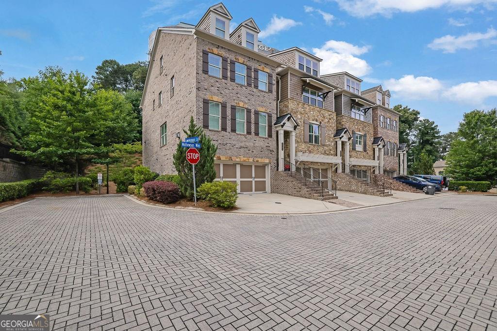 3279 Matthewson WAY