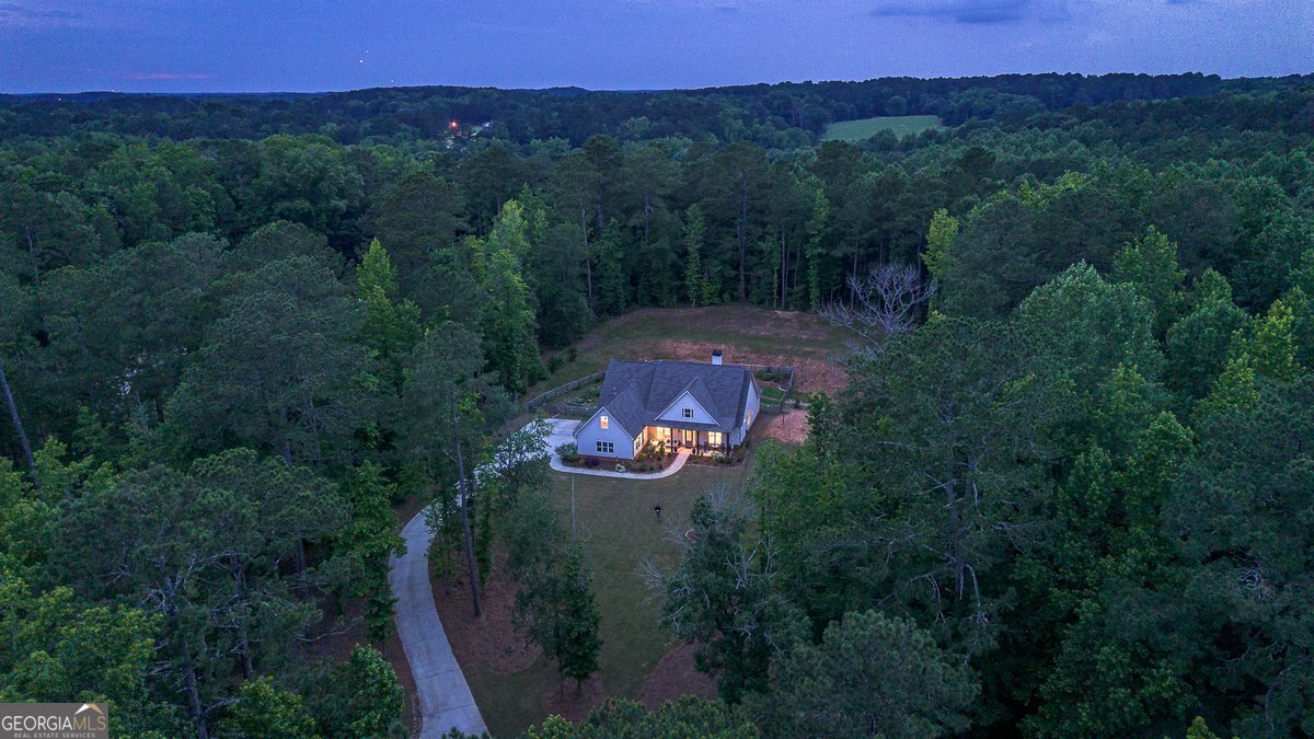 1069 Dean Hill RD