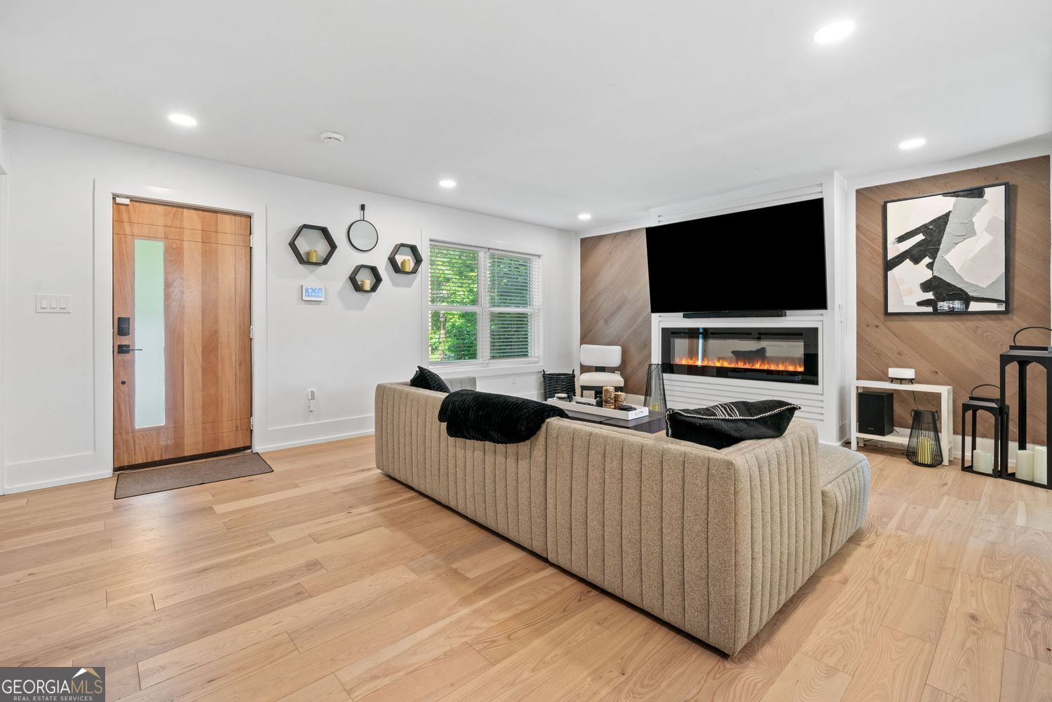 Atlanta, Georgia 30311, United States, 4 Bedrooms Bedrooms, ,4 BathroomsBathrooms,Residential,Active,133730