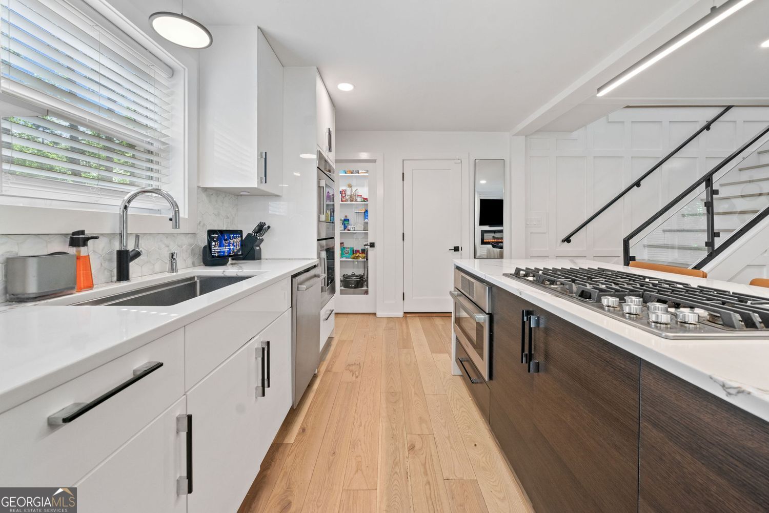 Atlanta, Georgia 30311, United States, 4 Bedrooms Bedrooms, ,4 BathroomsBathrooms,Residential,Active,133730