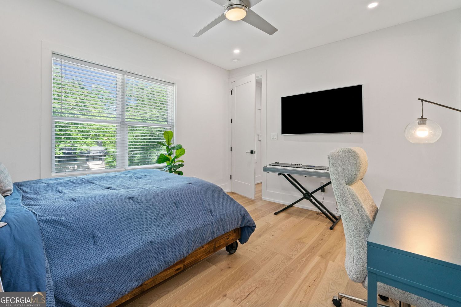 Atlanta, Georgia 30311, United States, 4 Bedrooms Bedrooms, ,4 BathroomsBathrooms,Residential,Active,133730