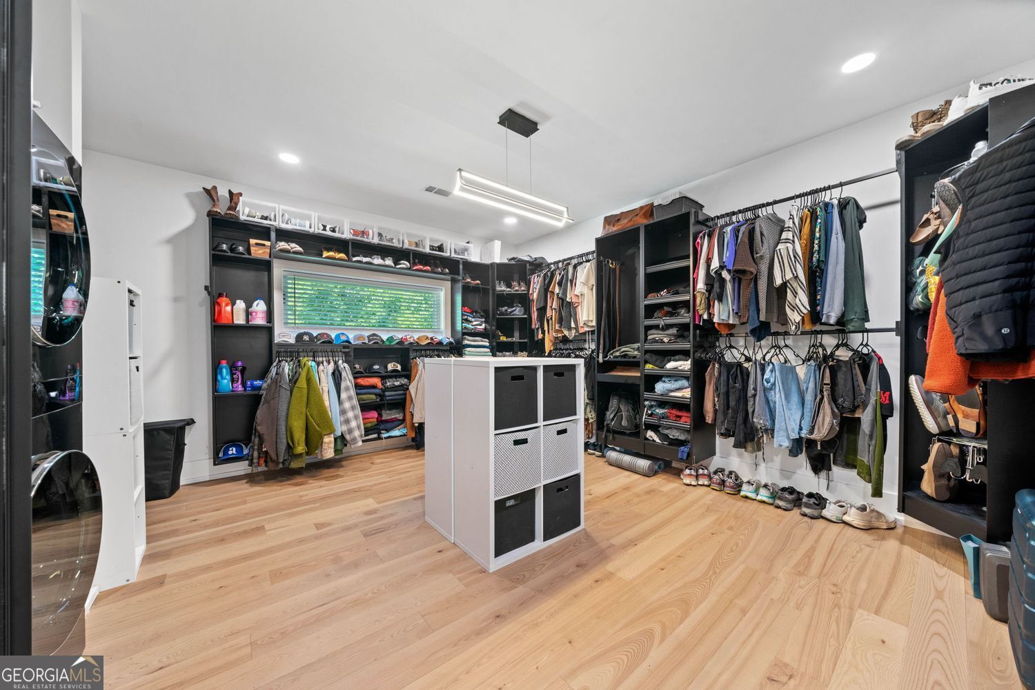 Atlanta, Georgia 30311, United States, 4 Bedrooms Bedrooms, ,4 BathroomsBathrooms,Residential,Active,133730