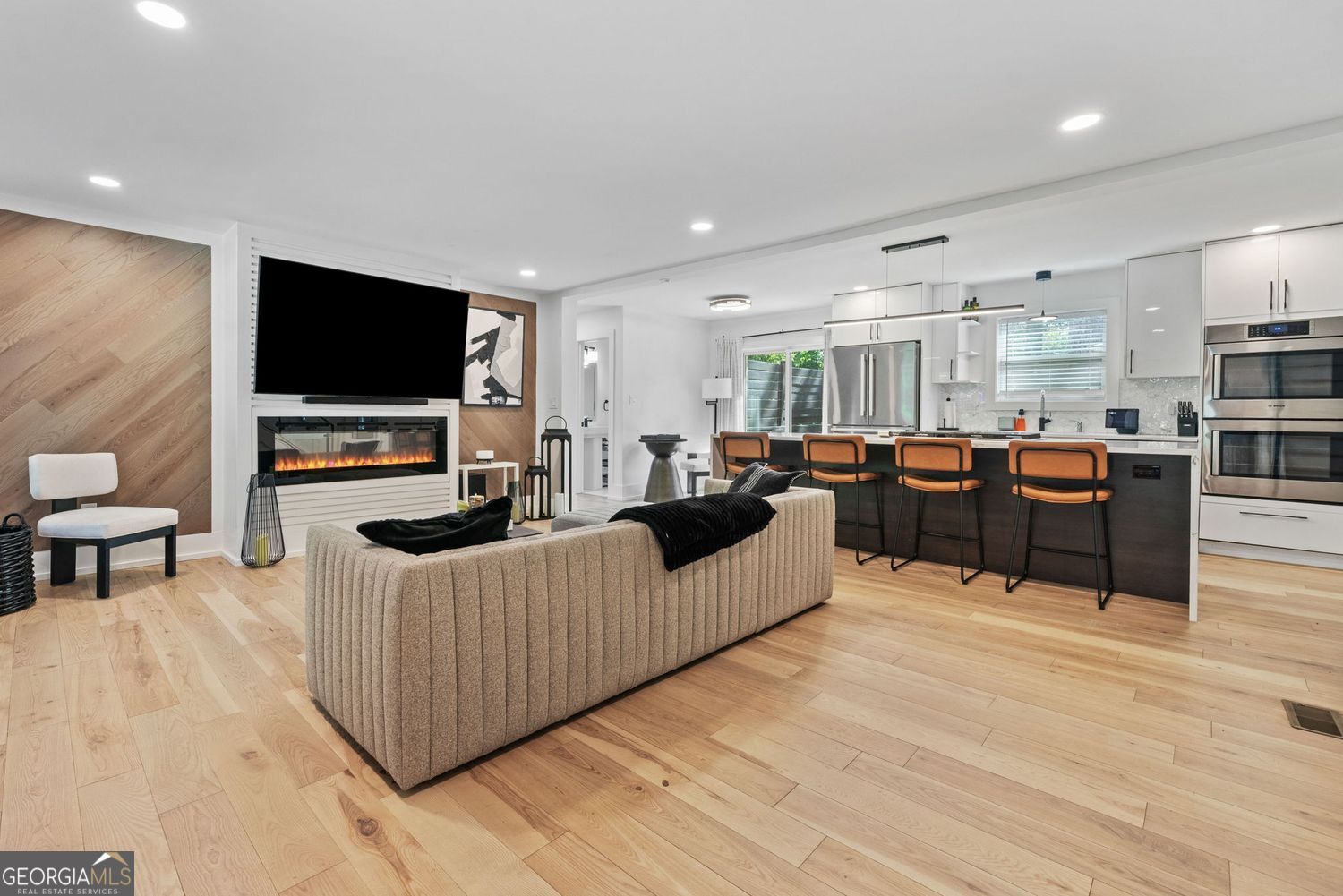 Atlanta, Georgia 30311, United States, 4 Bedrooms Bedrooms, ,4 BathroomsBathrooms,Residential,Active,133730