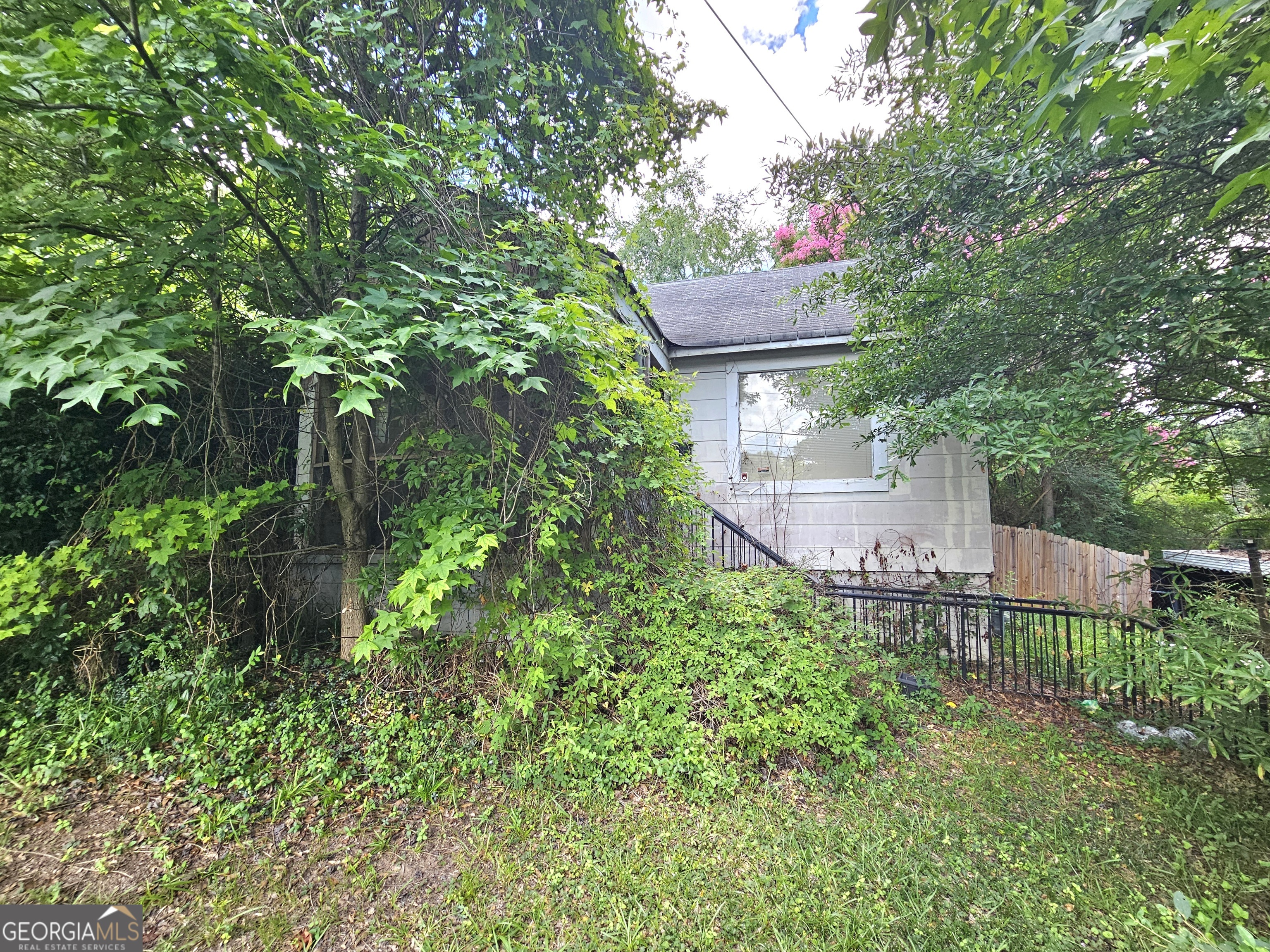 3820 Covington HWY