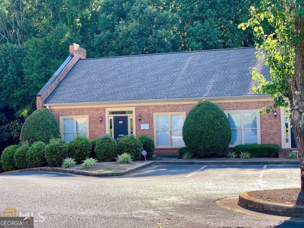 Photo of 186 Ben Burton Circle #100, Bogart, GA 30622 (MLS # 10733687)
