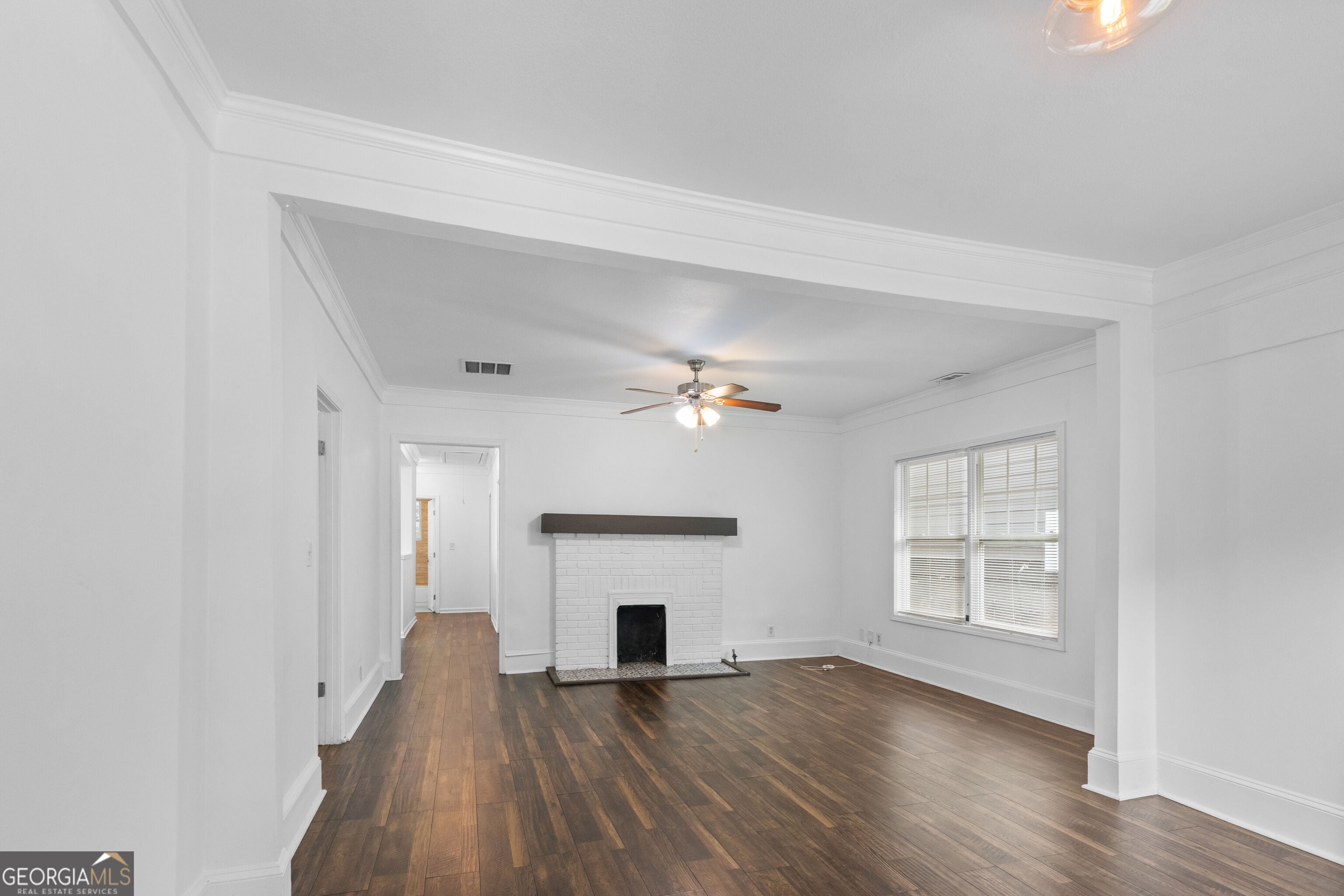 244 Laurel AVE SW