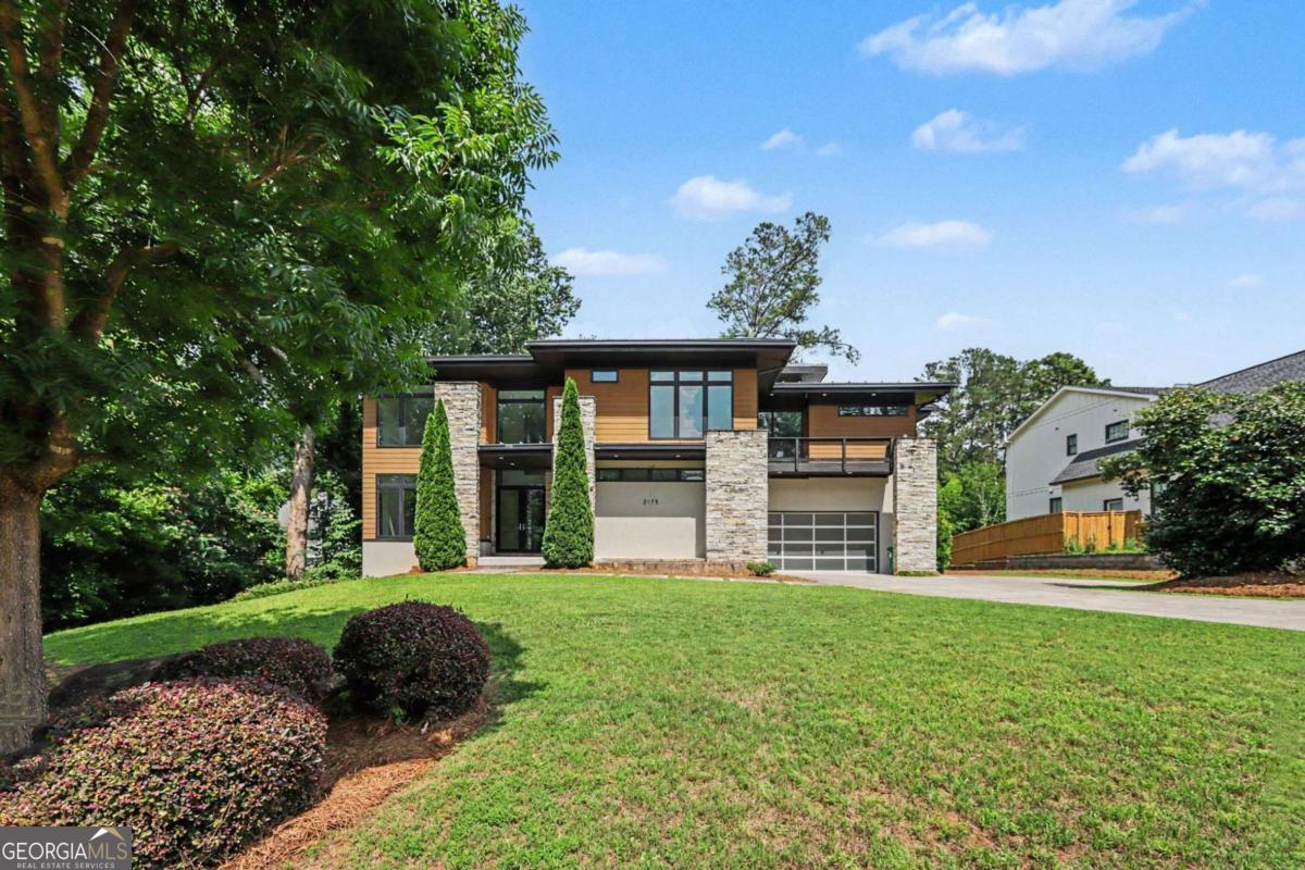 2175 Meadowcliff DR NE