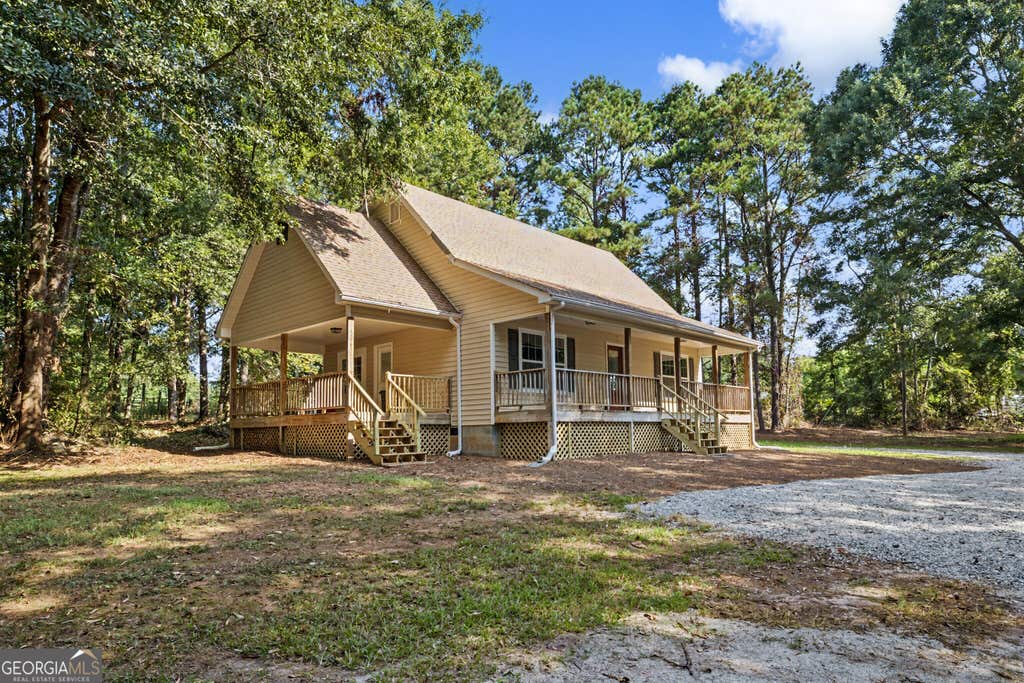 Photo of 3797 Jonathans Roost Road, Williamson, GA 30292 (MLS # 10833594)