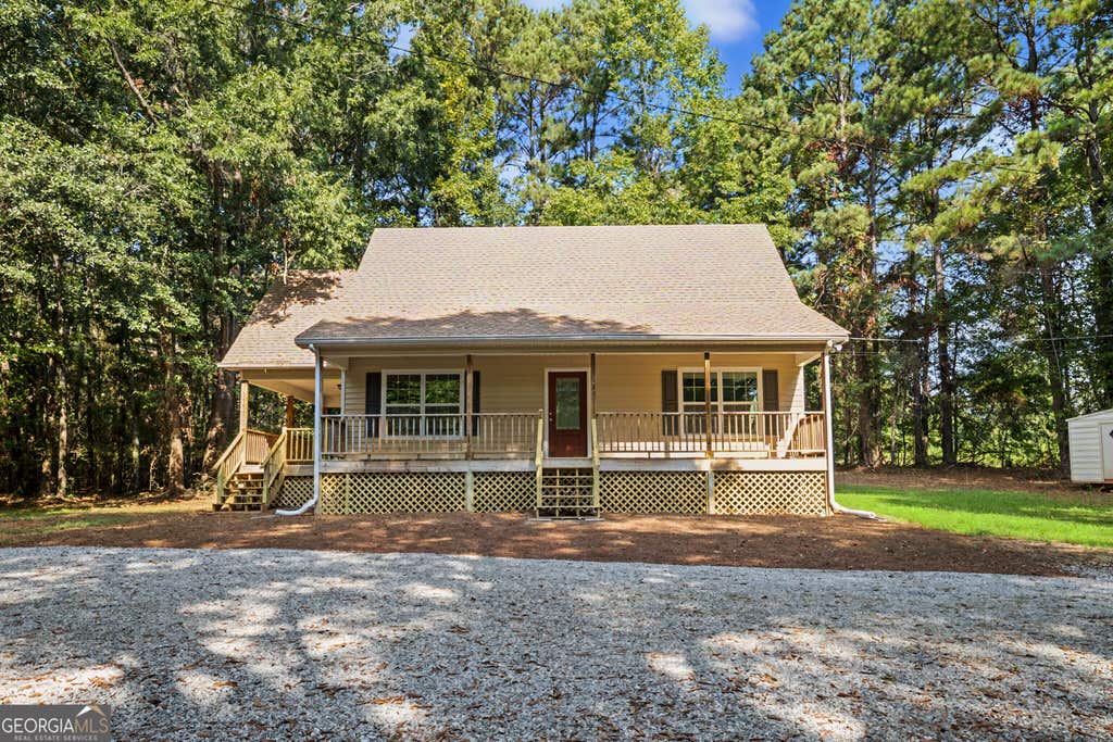 Photo of 3797 Jonathans Roost Road, Williamson, GA 30292 (MLS # 10833594)