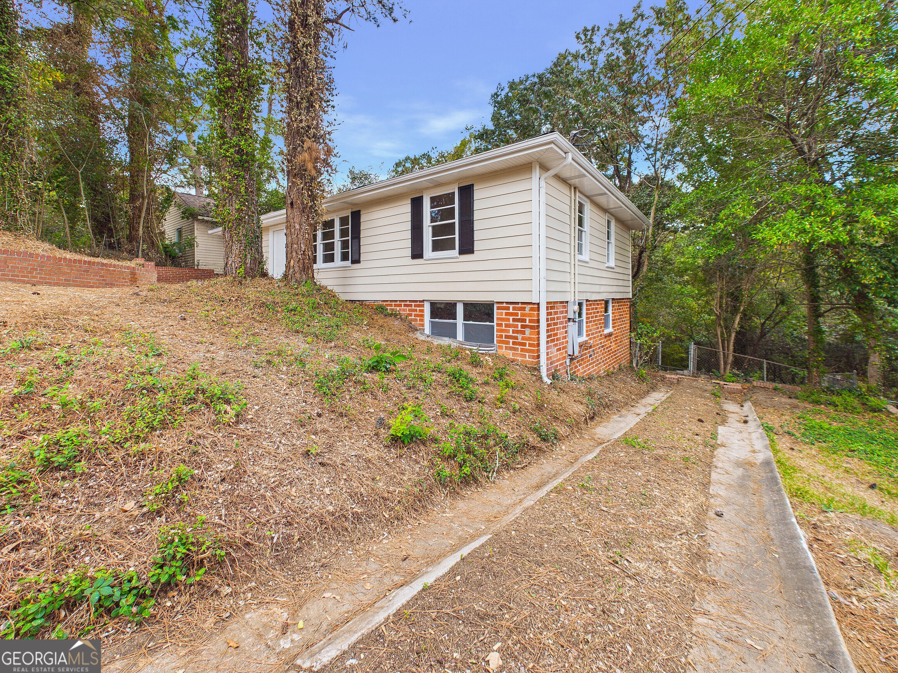 588 Rogers DR