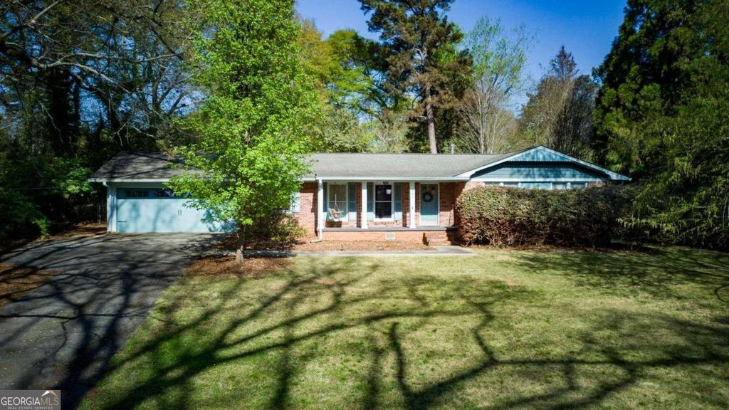 Photo of 331 Greencrest Drive, Athens, GA 30605 (MLS # 10720235)