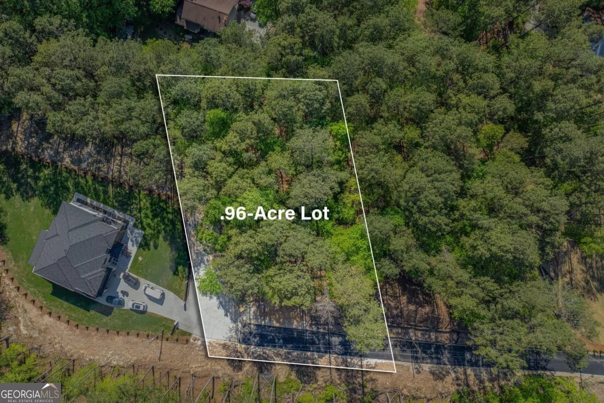 1561 Whitley Road