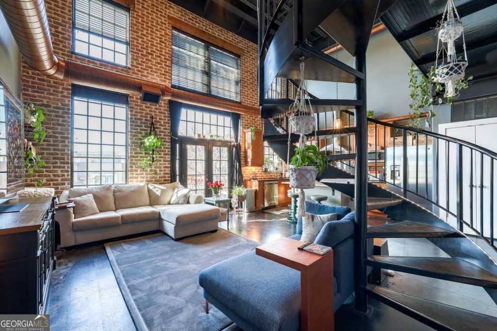 Photo of 5434 Peachtree Road #109, Atlanta, GA 30341 (MLS # 10681233)