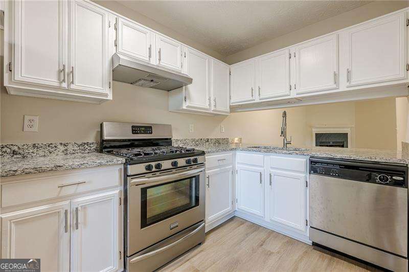 3754 Meadow Creek DR