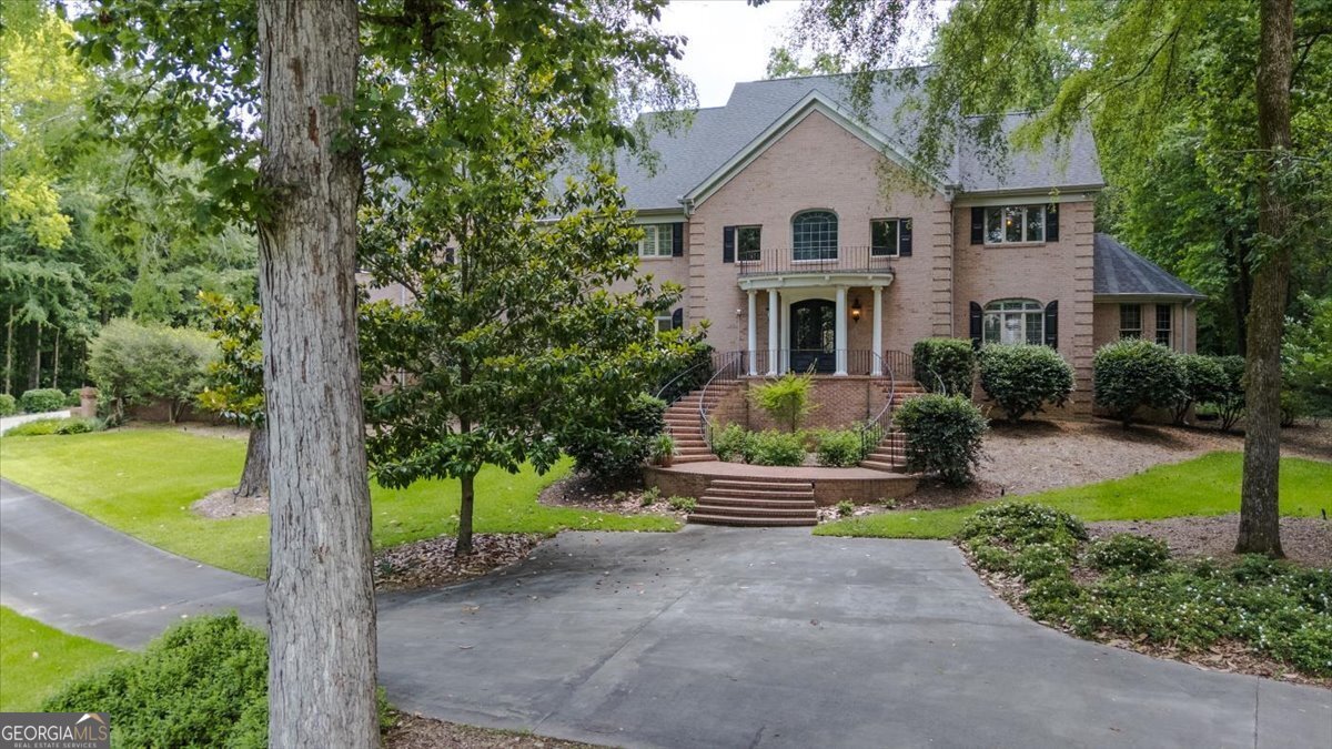 148 Howard Oaks DR