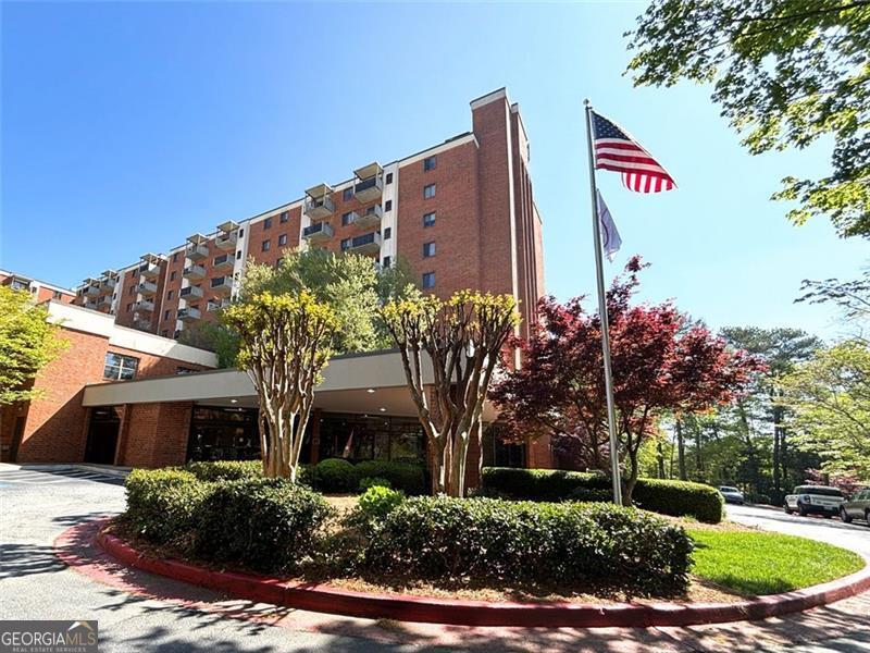 300 Johnson Ferry RD B105