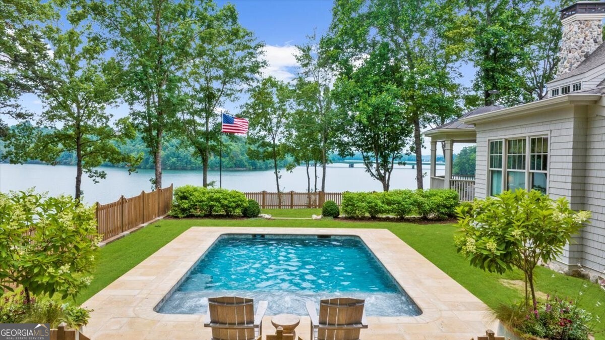 218 Lake Pointe DR