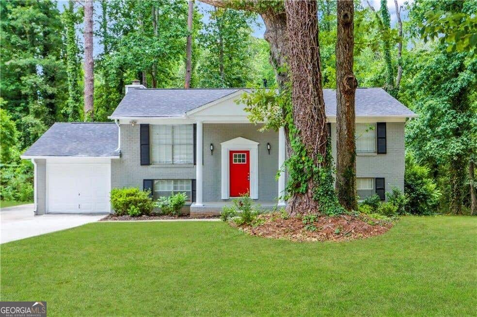 Photo of 4392 Cedar Ridge Trail, Stone Mountain, GA 30083 (MLS # 10830027)