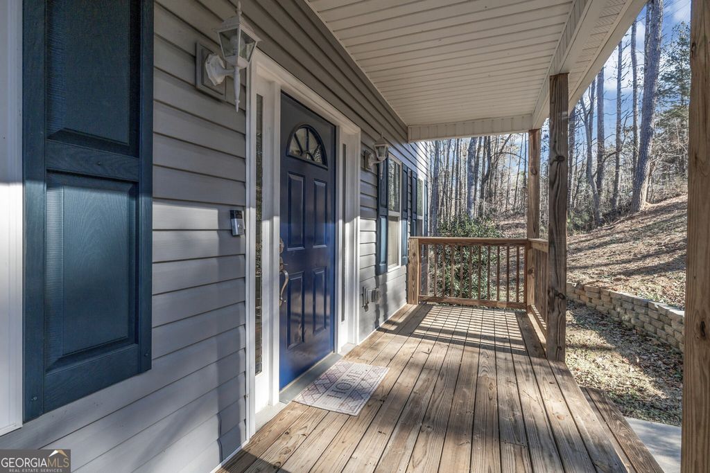 Photo of 225 Benjamin Cir, Fayetteville, GA 30214 (MLS # 10677905)