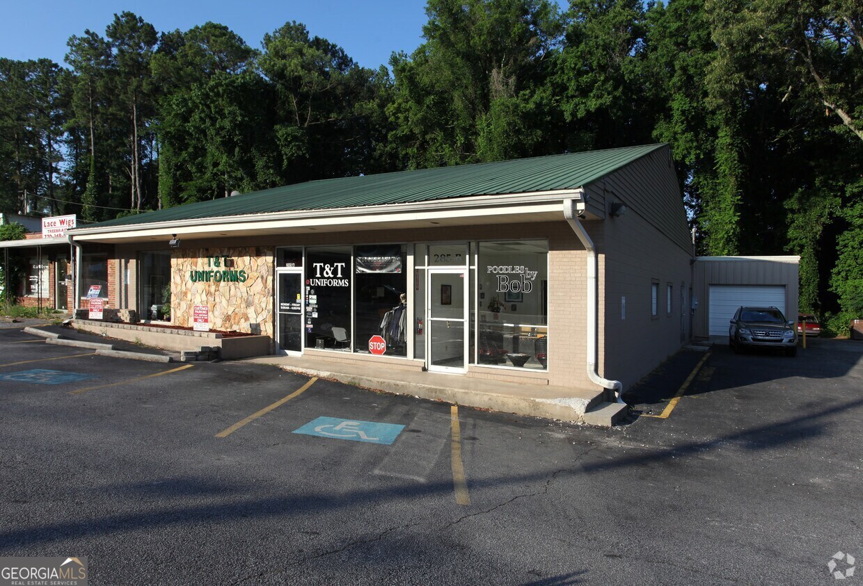 285 N Main ST