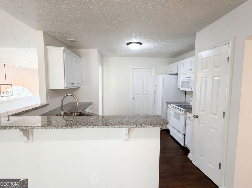 Photo of 40 Cranbrook Court, Covington, GA 30016 (MLS # 10728763)