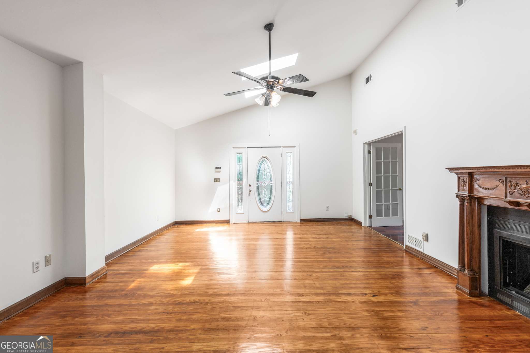 1070 Colquitt AVE NE