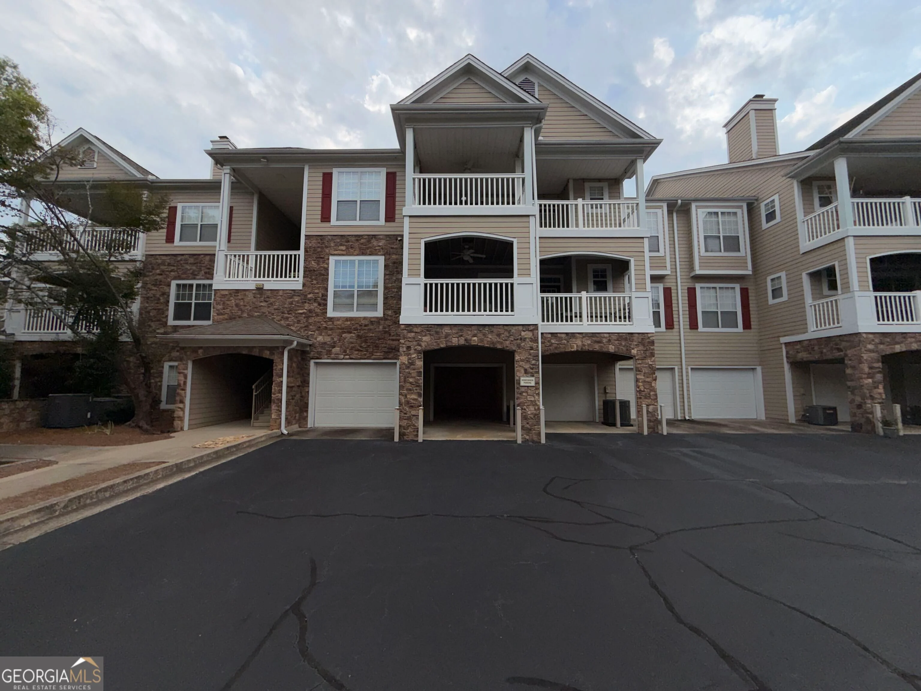 522 Sandringham Drive Unit # 522